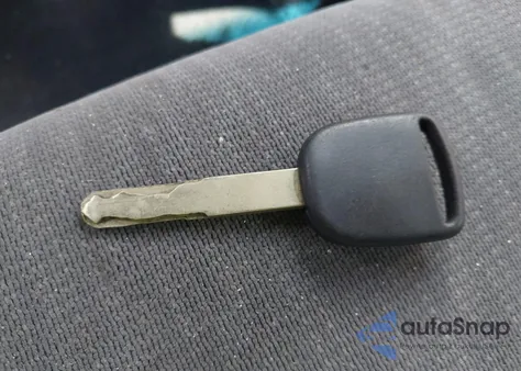 2003 Honda Accord 2.4 Lx from USA, damaged, VIN 1HGCM56353A085644